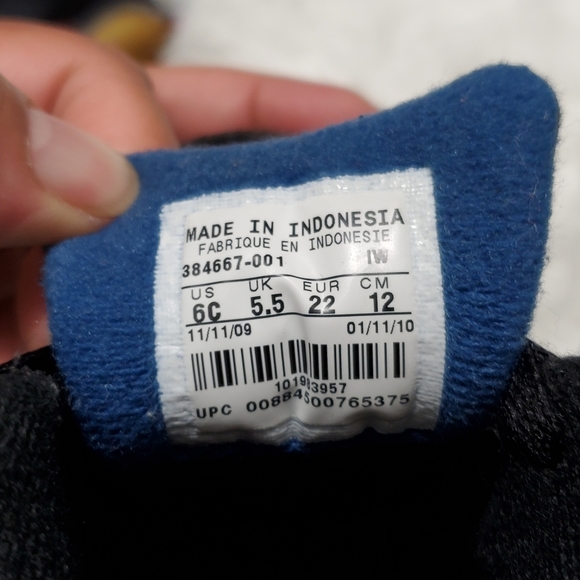 Jordan 6s Retro 6C - Picture 4 of 5